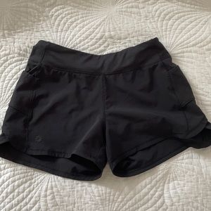 Athleta Girl Record Breaker 3” Short Size 8-10